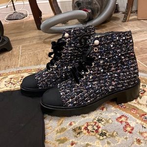 Chanel tweed boots size 38